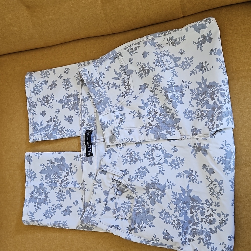 Lee Platinum Label Cropped Jeans